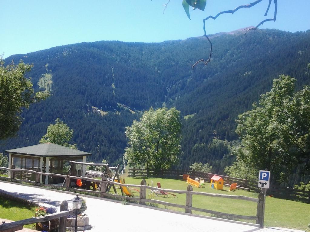 Agriturismo Raethia Isolaccia Luaran gambar