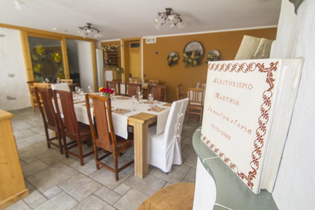 Agriturismo Raethia Isolaccia Luaran gambar